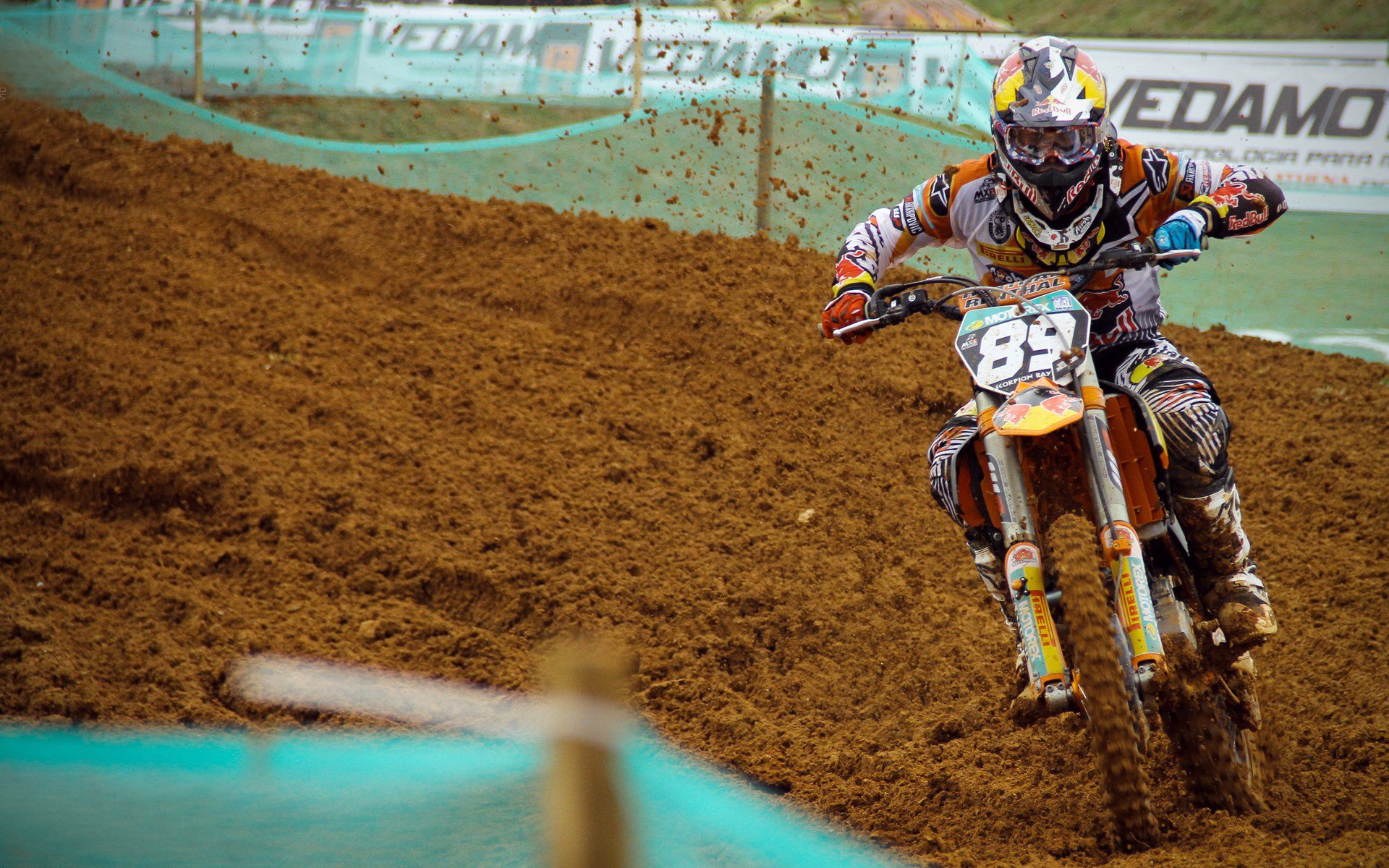 巴特尔的防守覆盖能力，帮助袋鼠队化解对方进攻威胁，巴特尔会扣篮吗